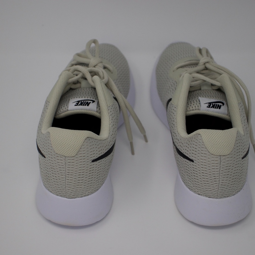 Tanjun Running Shoe MEN'S 8.5 M Light Bone/Black!! - Picture 4 of 7